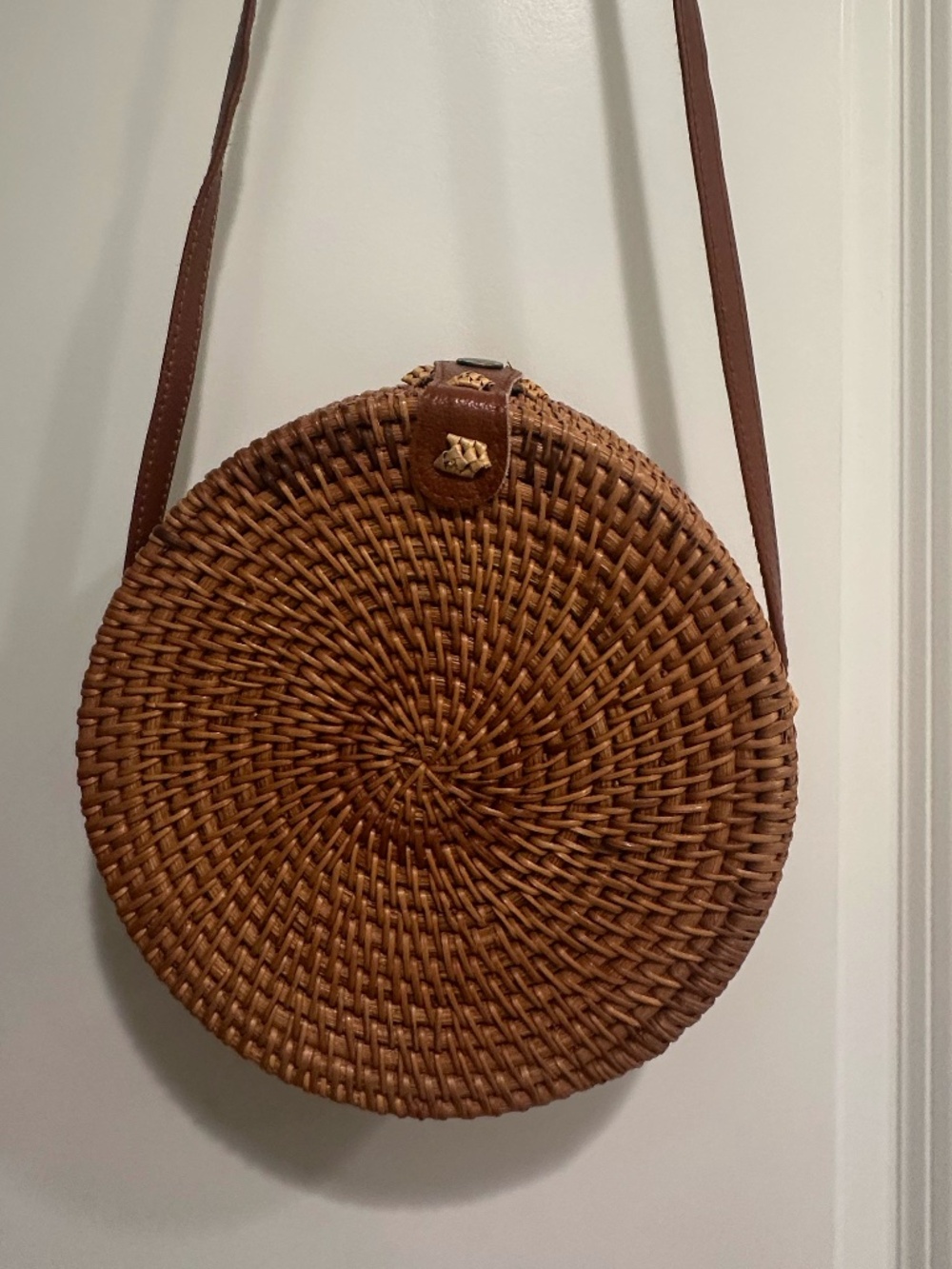 Round Rattan Bag